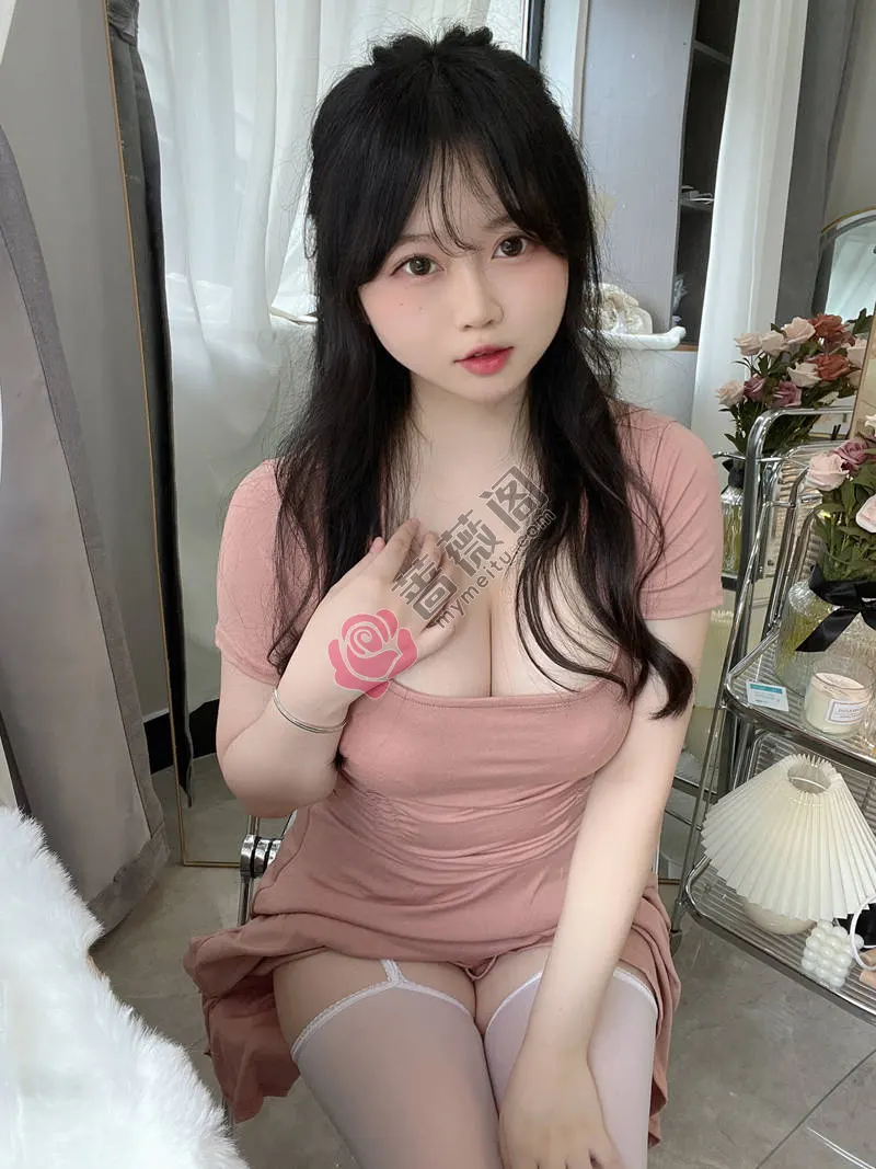 是依酱吖 – 写真作品图集