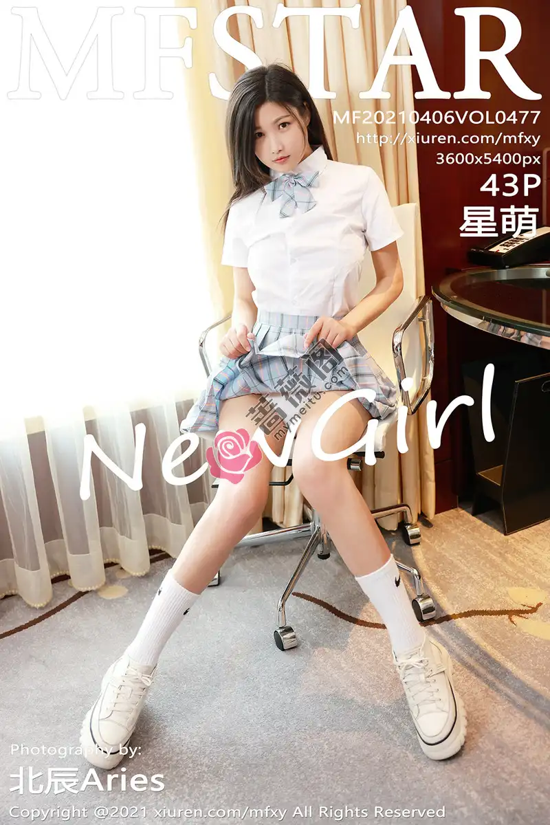 [MFStar模范学院] Vol.477 新人模特星萌经典JK制服主题私房半脱露白嫩翘臀诱惑写真-蔷薇阁