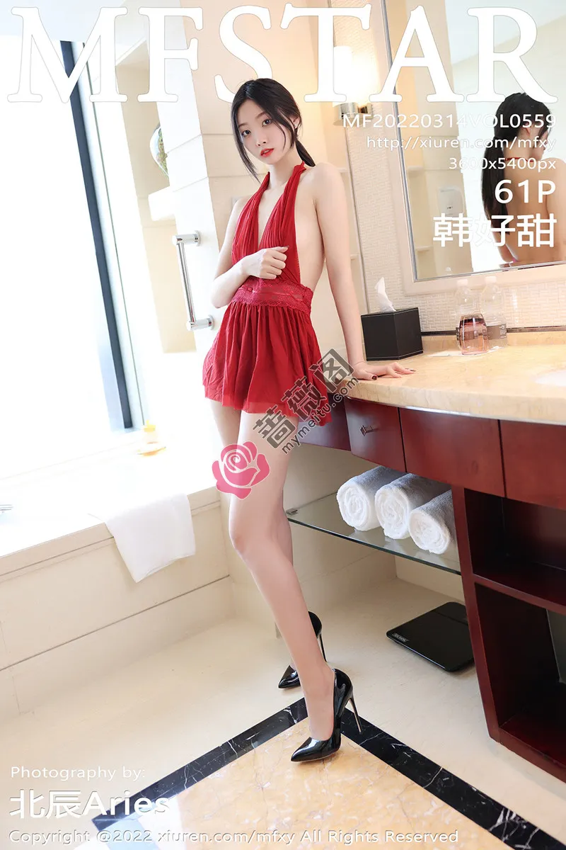 [MFStar模范学院] Vol.559 新人模特韩好甜性感红色露肩连衣裙秀曼妙身材迷人诱惑写真-蔷薇阁