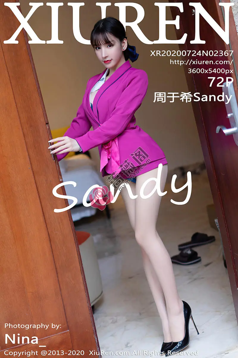 [XiuRen秀人网] No.2367 女神周于希Sandy三亚旅拍私房半脱露性感内衣开档肉丝撩人诱惑写真-蔷薇阁