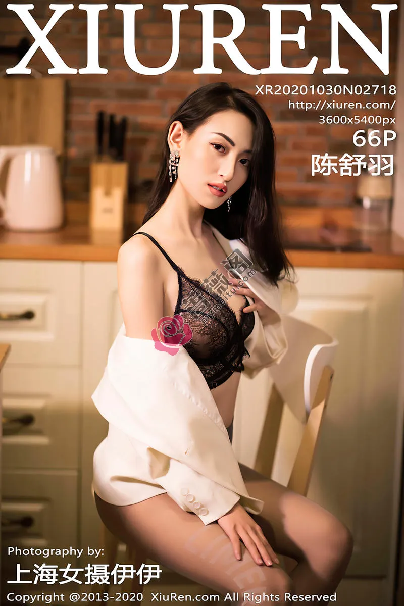 [XiuRen秀人网] No.2718 嫩模陈舒羽私房性感黑色蕾丝内衣配超薄黑丝裤袜完美诱惑写真-蔷薇阁