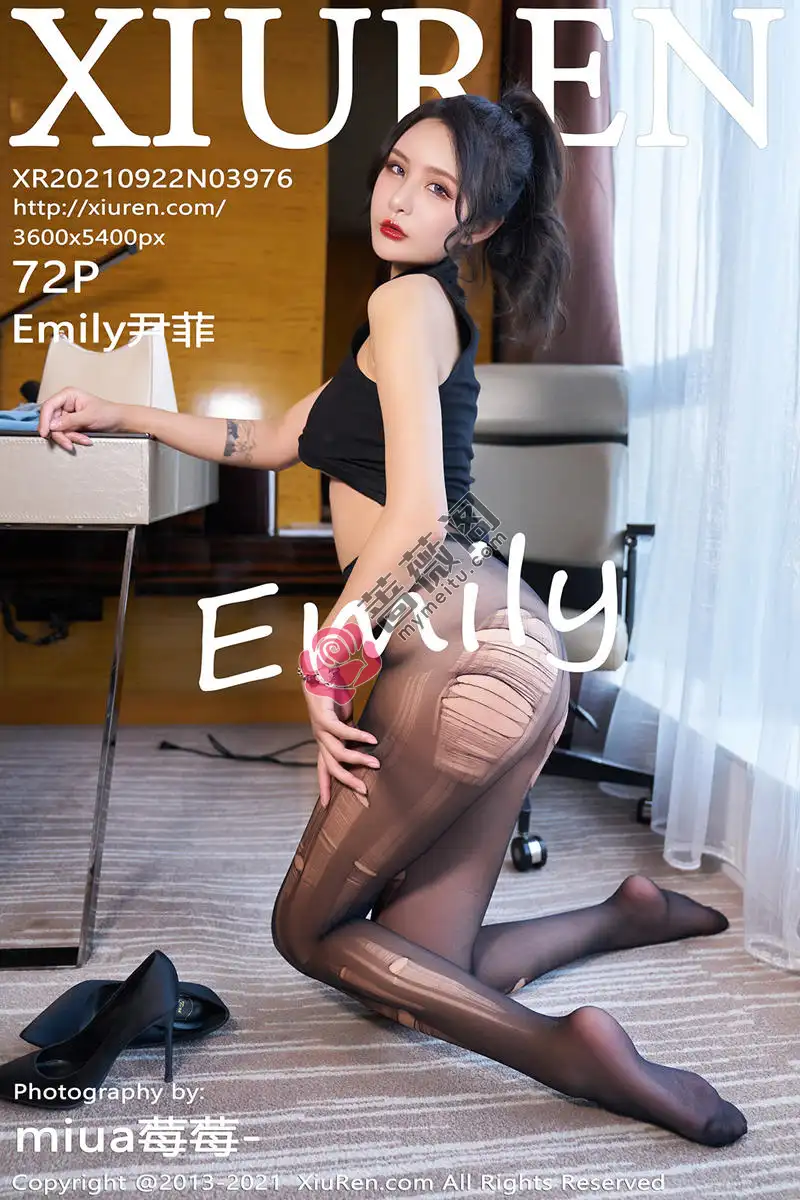 [XiuRen秀人网] NO.3976 模特Emily尹菲云南旅拍脱牛仔裤露超薄黑丝裤袜撕扯诱惑写真 - 蔷薇阁-蔷薇阁
