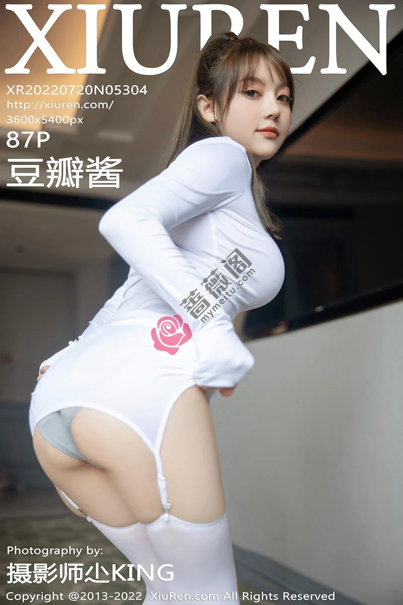 [XiuRen秀人网] No.5304 模特豆瓣酱私房性感白色轻透服饰配白丝袜秀丰满身材诱惑写真-蔷薇阁