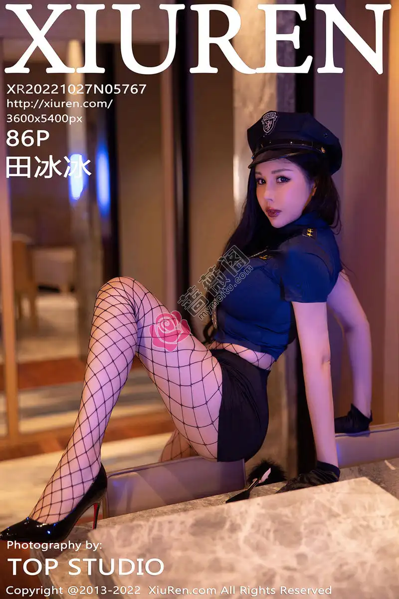 [XiuRen秀人网] No.5767 模特田冰冰酒店室内拍摄性感警官制服配黑丝网袜完美诱惑写真 - 蔷薇阁-蔷薇阁