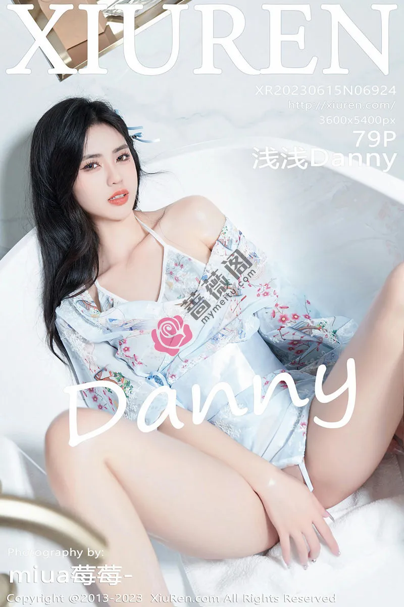 [XiuRen秀人网] No.6924 模特浅浅Danny淡蓝色花纹睡裙配原色丝袜秀曼妙身姿诱惑写真 - 蔷薇阁-蔷薇阁