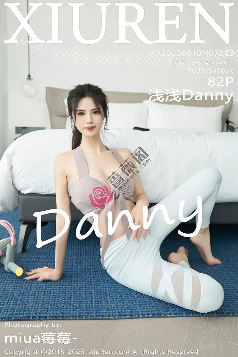 [XiuRen秀人网] No.7213 模特浅浅Danny粉灰色上衣配简约白色长裤秀曼妙身姿诱惑写真-蔷薇阁