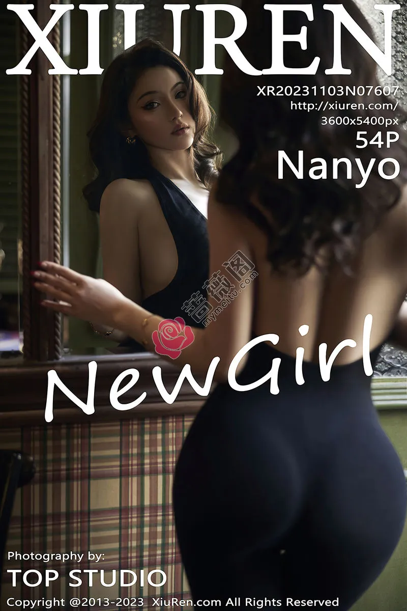 [XiuRen秀人网] No.7607 新人模特Nanyo黑色露背连衣裙配黑丝渔网秀曼妙身姿诱惑写真 - 蔷薇阁-蔷薇阁