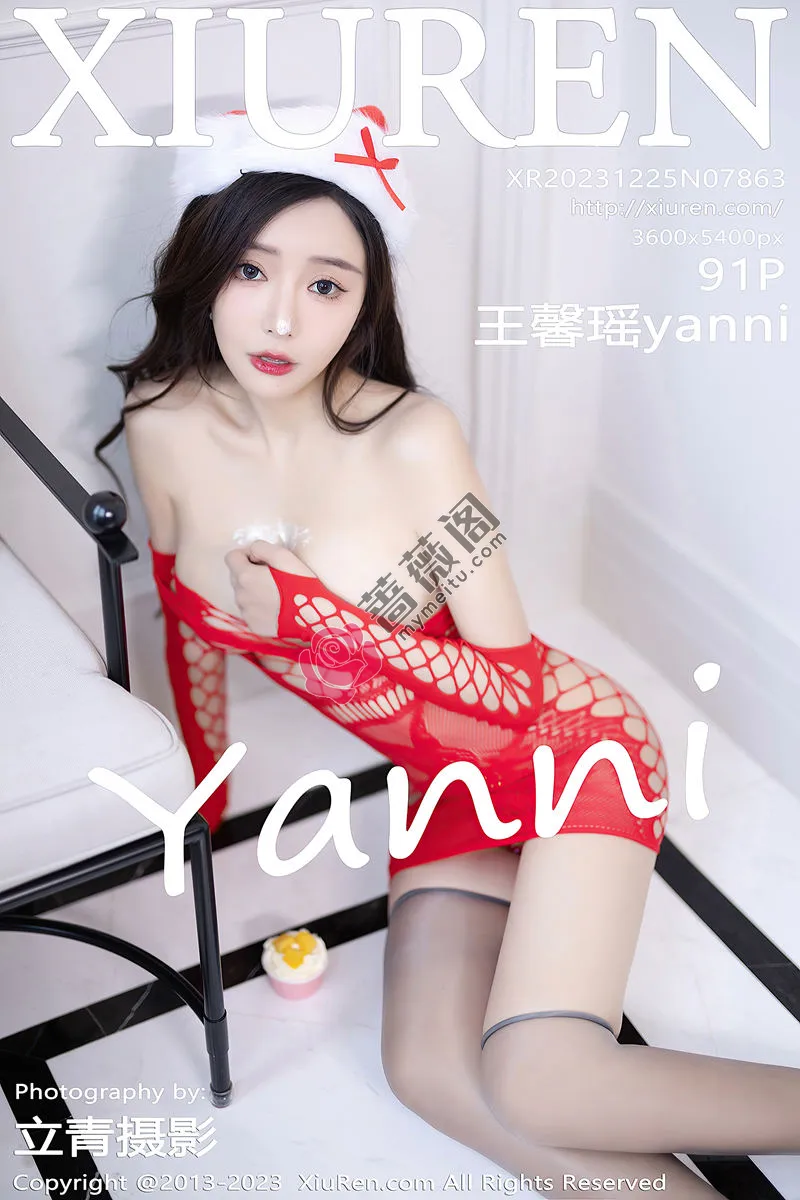 [XiuRen秀人网] No.7863 女神王馨瑶yanni红色圣诞服饰+白色短裙套装秀完美身材诱惑写真-蔷薇阁