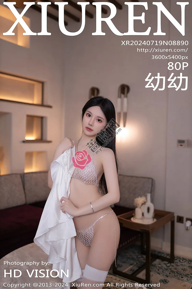 [XiuRen秀人网] NO.8890 模特幼幼白色连衣裙配白丝袜露性感钻石内衣秀完美身材诱惑写真-蔷薇阁