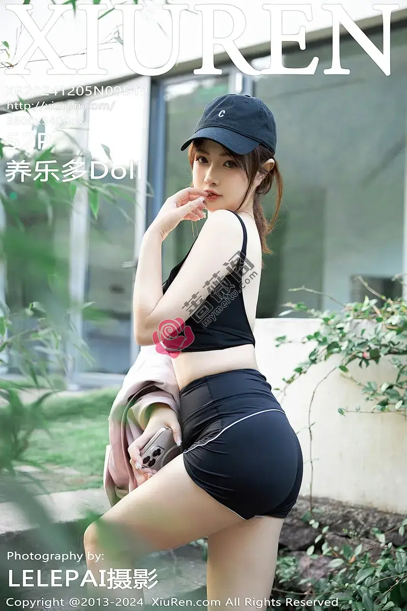 [XiuRen秀人网] NO.9549 模特养乐多Doll性感深色运动服饰秀丰满身材白嫩美腿诱惑写真-蔷薇阁