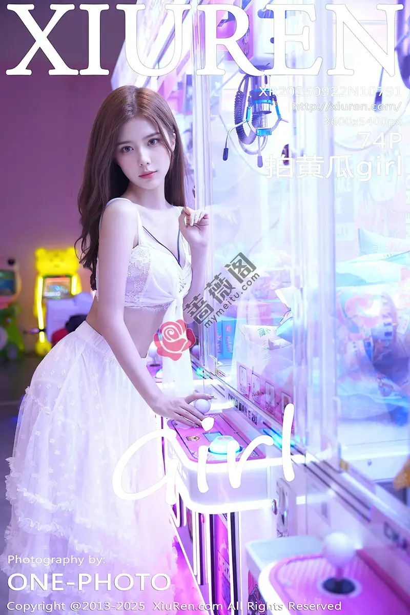 [XiuRen秀人网] NO.10791 模特拍黄瓜girl性感白色连衣裙露白色内衣秀曼妙身材诱惑写真-蔷薇阁