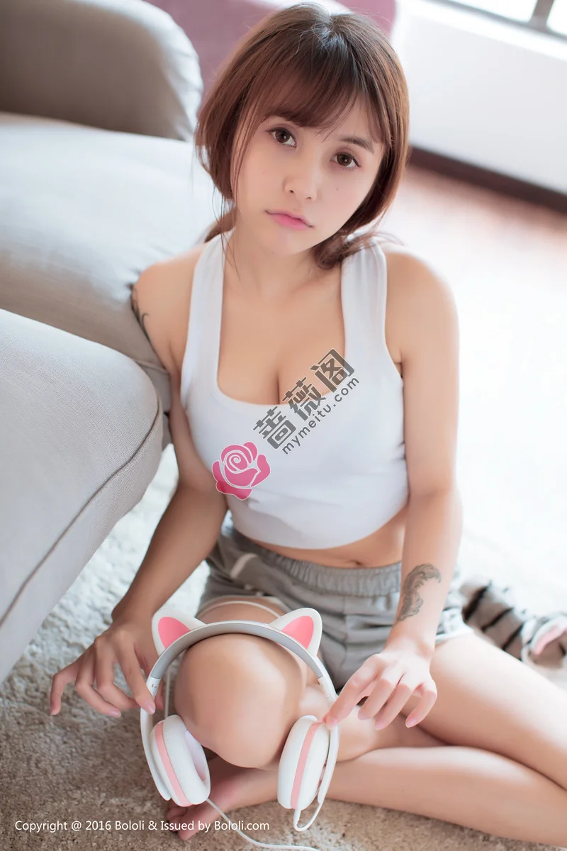 [BoLoLi波萝社] 2018.02.23 BOL.136 夏美酱 [30+1P-165MB]-蔷薇阁