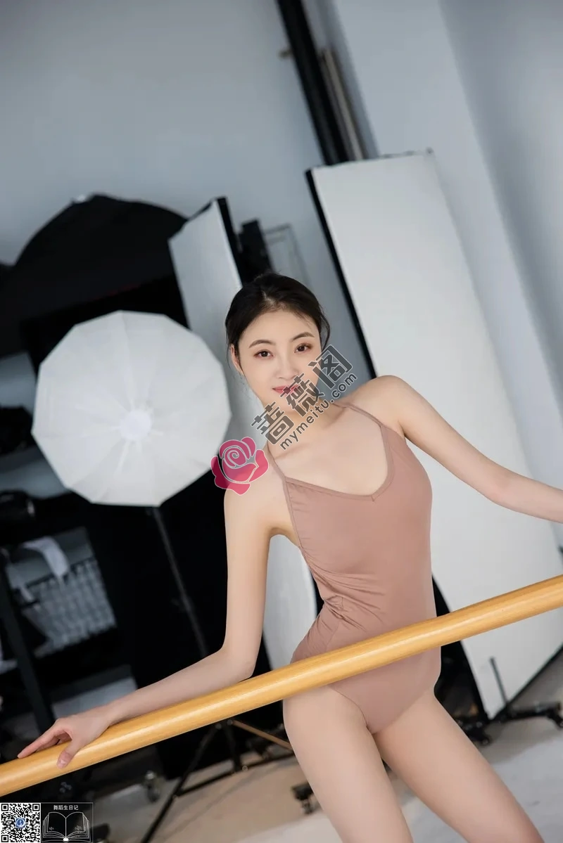 GALLI嘉丽 舞蹈生日记 2020.01.01 NO.001 毛毛 [53P-394MB]-蔷薇阁