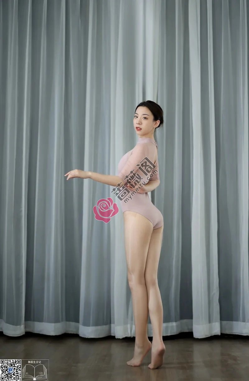 GALLI嘉丽 舞蹈生日记 2021.08.29 NO.063 姐姐子琪2 [44P-245MB]-蔷薇阁