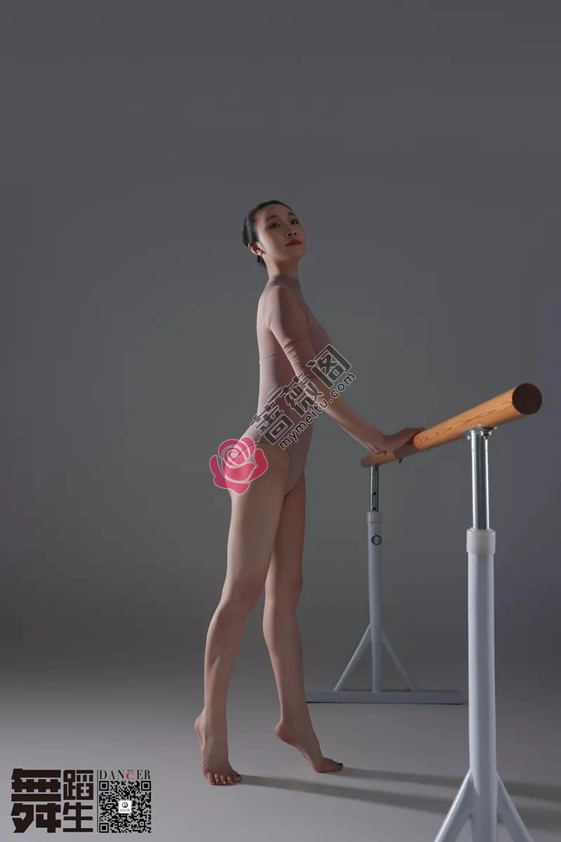 GALLI嘉丽 舞蹈生日记 2022.03.25 NO.104 幻影 [42P-275MB]-蔷薇阁