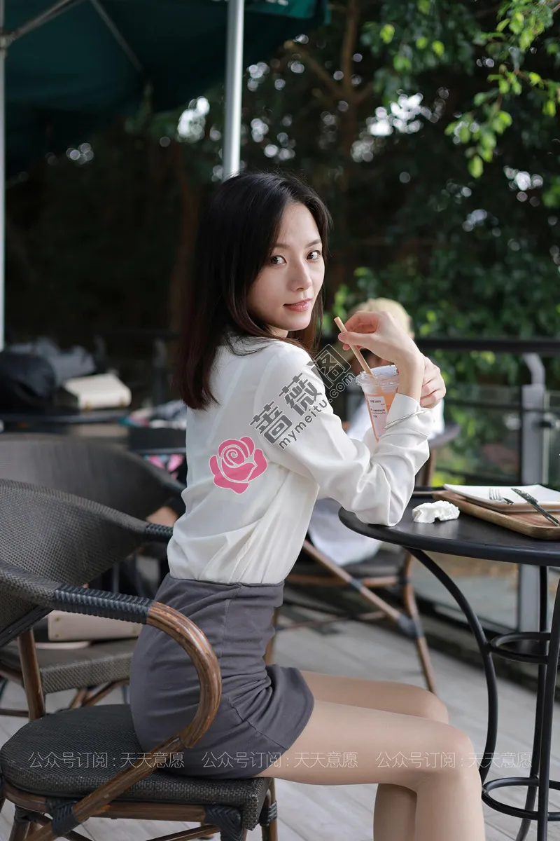 [IESS异思趣向] 2021.07.08 丝享家 855 小六 白色OL装 [90P-139MB] - 蔷薇阁-蔷薇阁