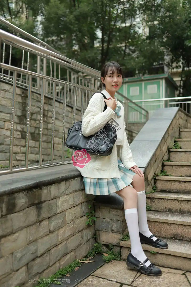 [IESS异思趣向] 2021.11.02 丝享家 963 团团 长腿JK装 [94P-123MB] - 蔷薇阁-蔷薇阁