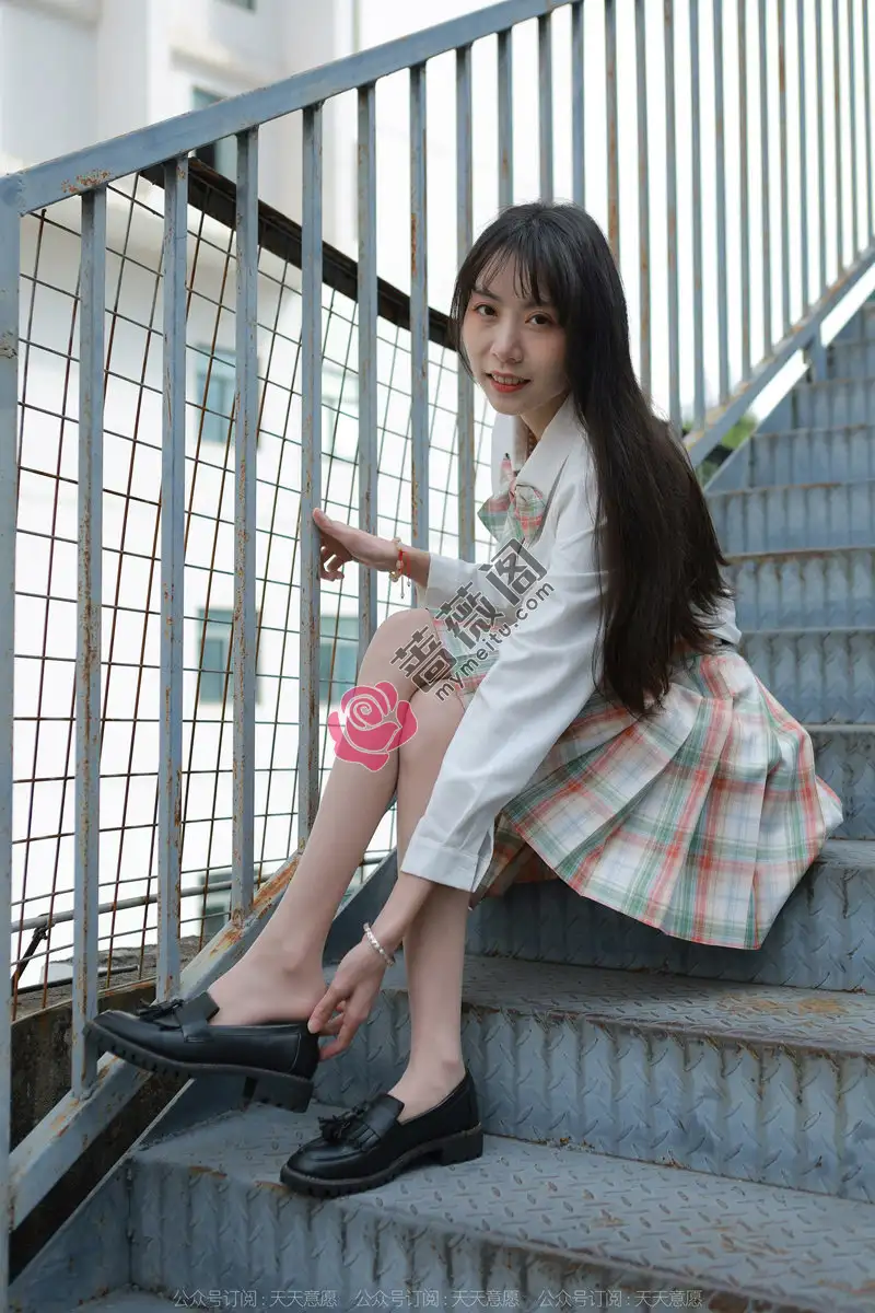 [IESS异思趣向] 2022.04.24 丝享家 1069 团团 jk妹妹 [84P-128MB] - 蔷薇阁-蔷薇阁