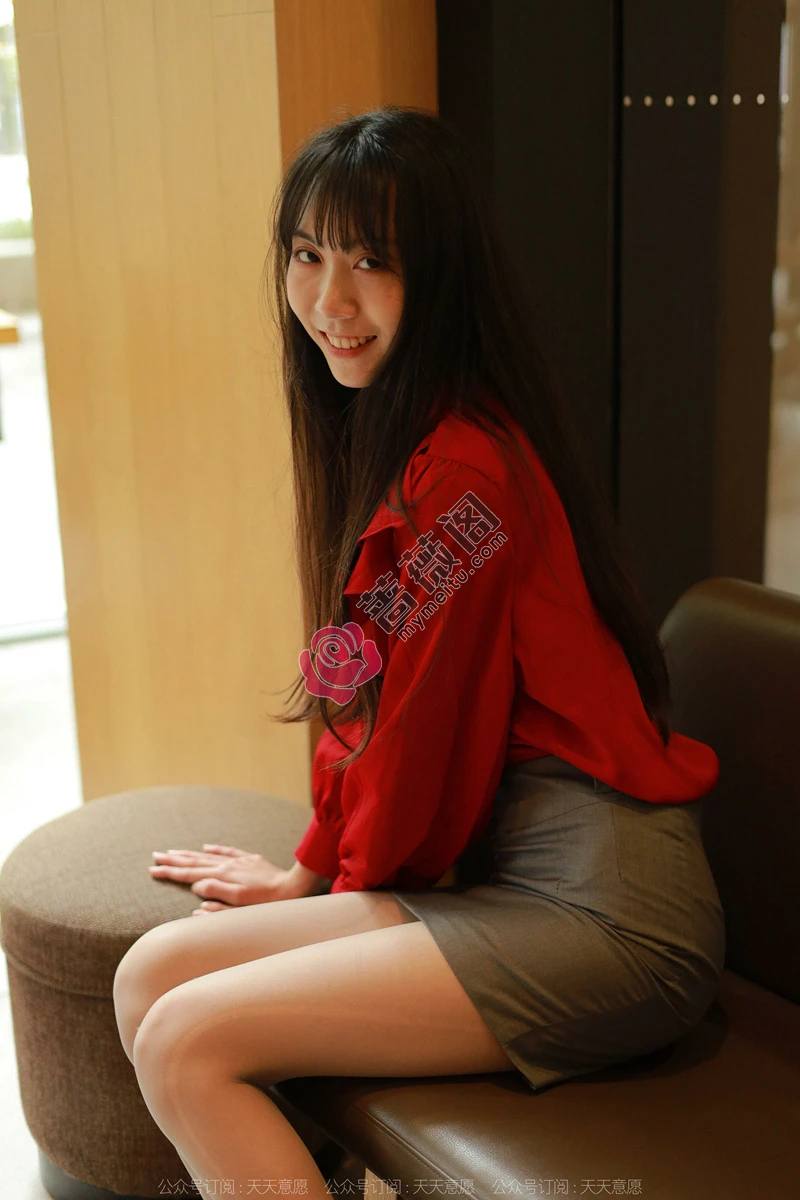 [IESS异思趣向] 2022.06.02 丝享家 1105 团团 对面的美女同事 [86P-130MB]-蔷薇阁