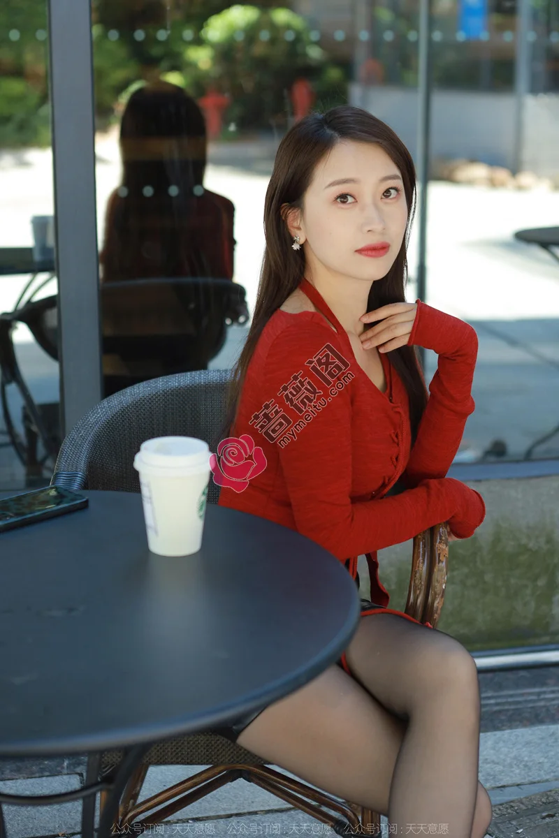 [IESS异思趣向] 2022.10.30 丝享家 1253 小婕 红与黑的纠缠 [90P-112MB] - 蔷薇阁-蔷薇阁