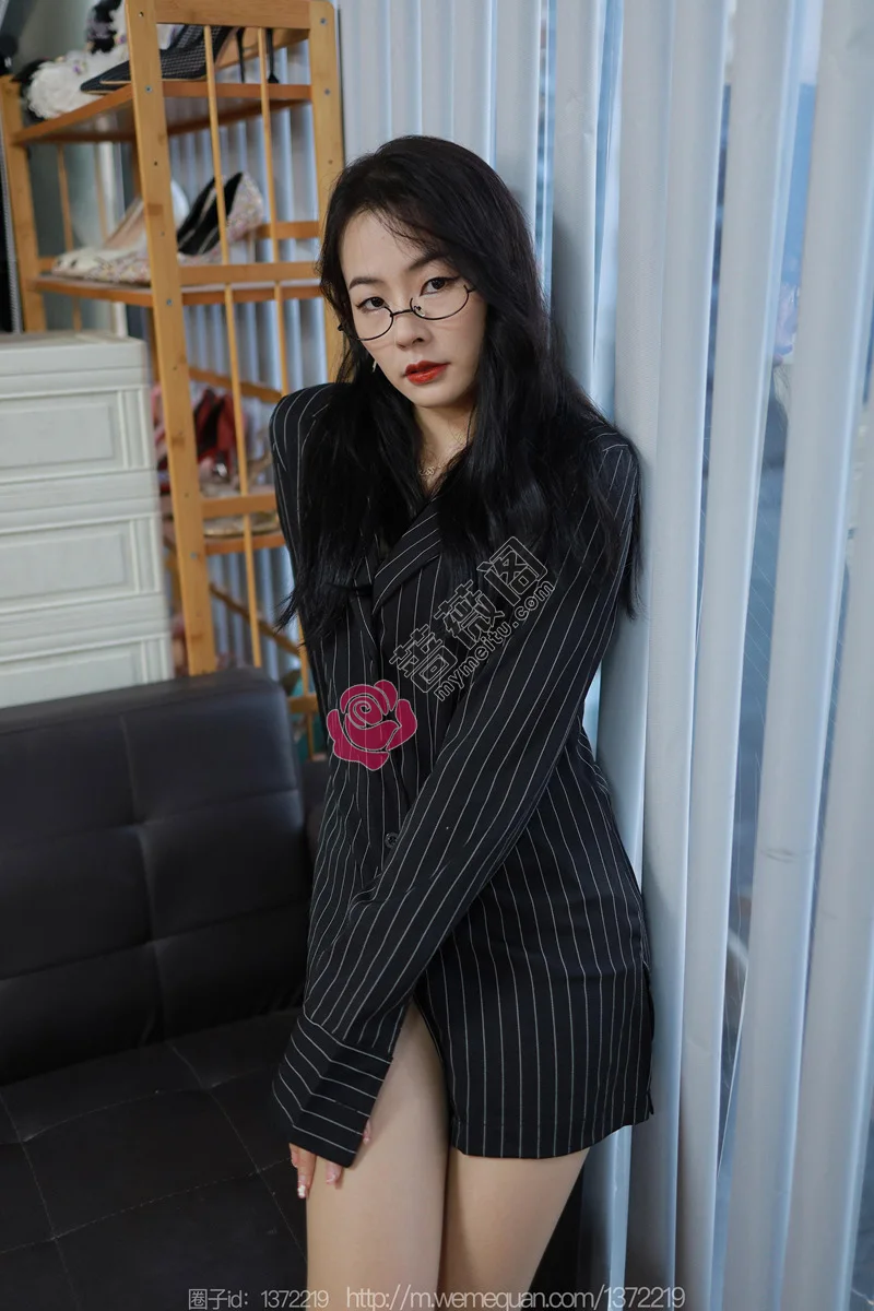 [IESS异思趣向] 2022.12.20 丝享家 1304 小金 制服玉姐 [83P-107MB] - 蔷薇阁-蔷薇阁