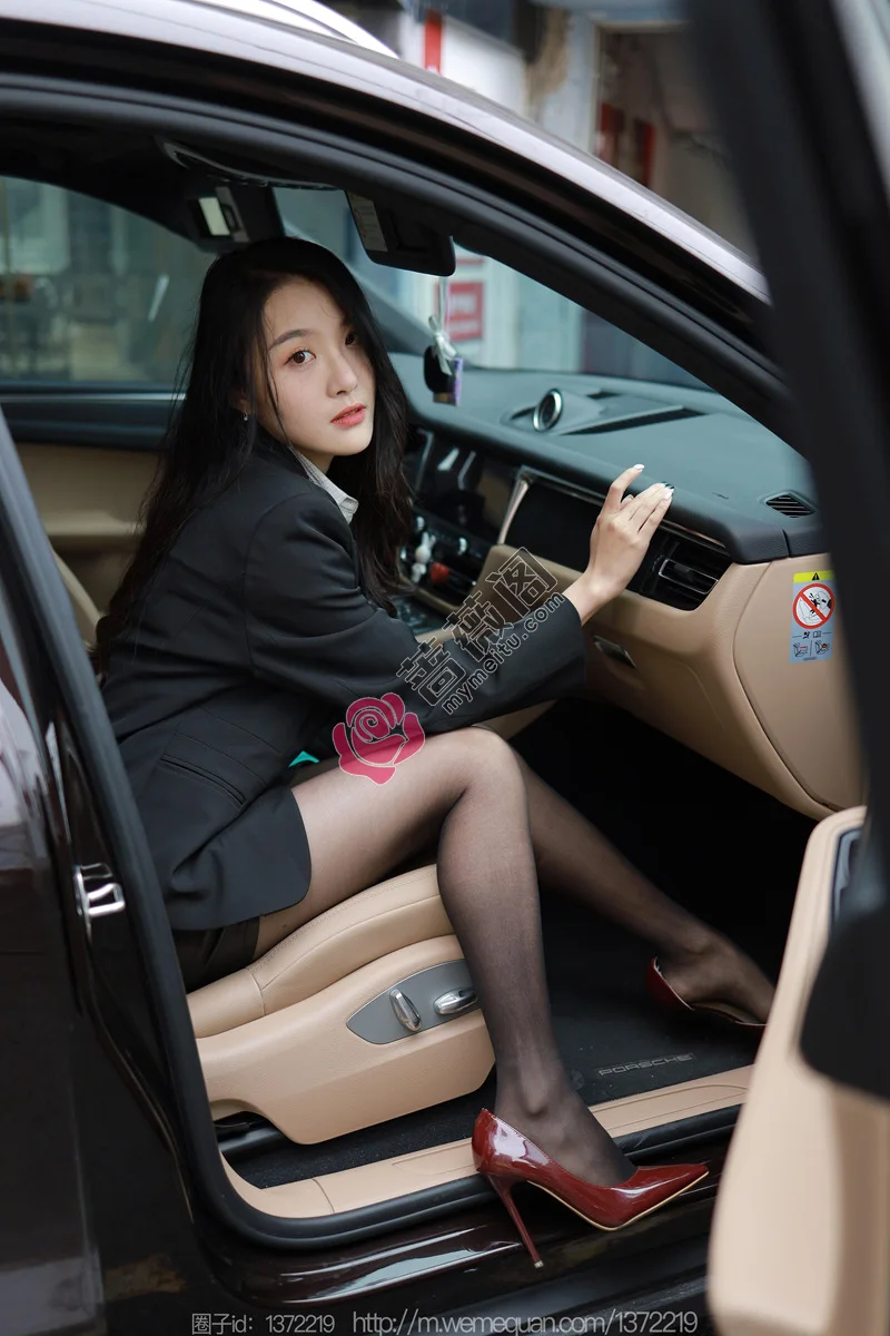 [IESS异思趣向] 2023.01.11 丝享家 1326 婉萍 美女专车 [88P-90MB]-蔷薇阁