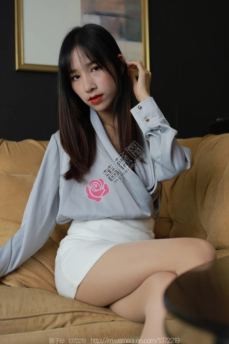 [IESS异思趣向] 2023.02.29 丝享家 1376 美子 微醺沙发 [94P-91MB]-蔷薇阁