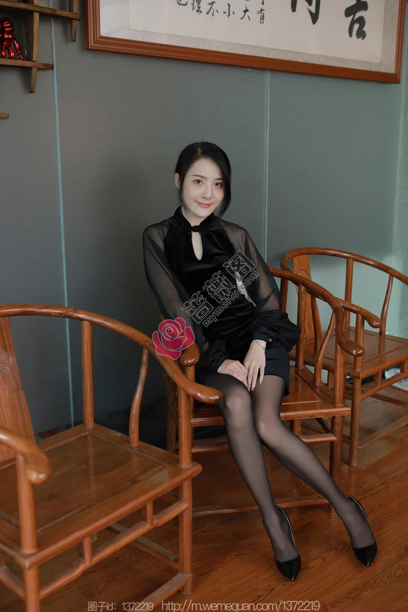 [IESS异思趣向] 2023.05.05 丝享家 1442 婉萍 黑色蔷薇 [86P-89MB] - 蔷薇阁-蔷薇阁