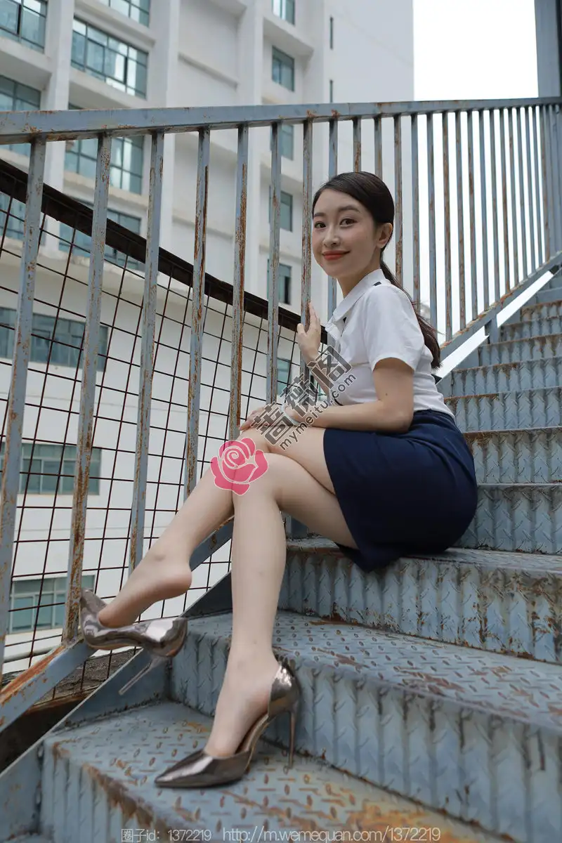 [IESS异思趣向] 2023.05.20 丝享家 1456 小婕 桌上的交易 [89P-86MB] - 蔷薇阁-蔷薇阁