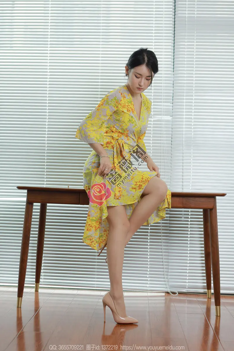 [IESS异思趣向] 2023.10.10 丝享家 1555 小宝 黄色战袍 [82P-86MB] - 蔷薇阁-蔷薇阁