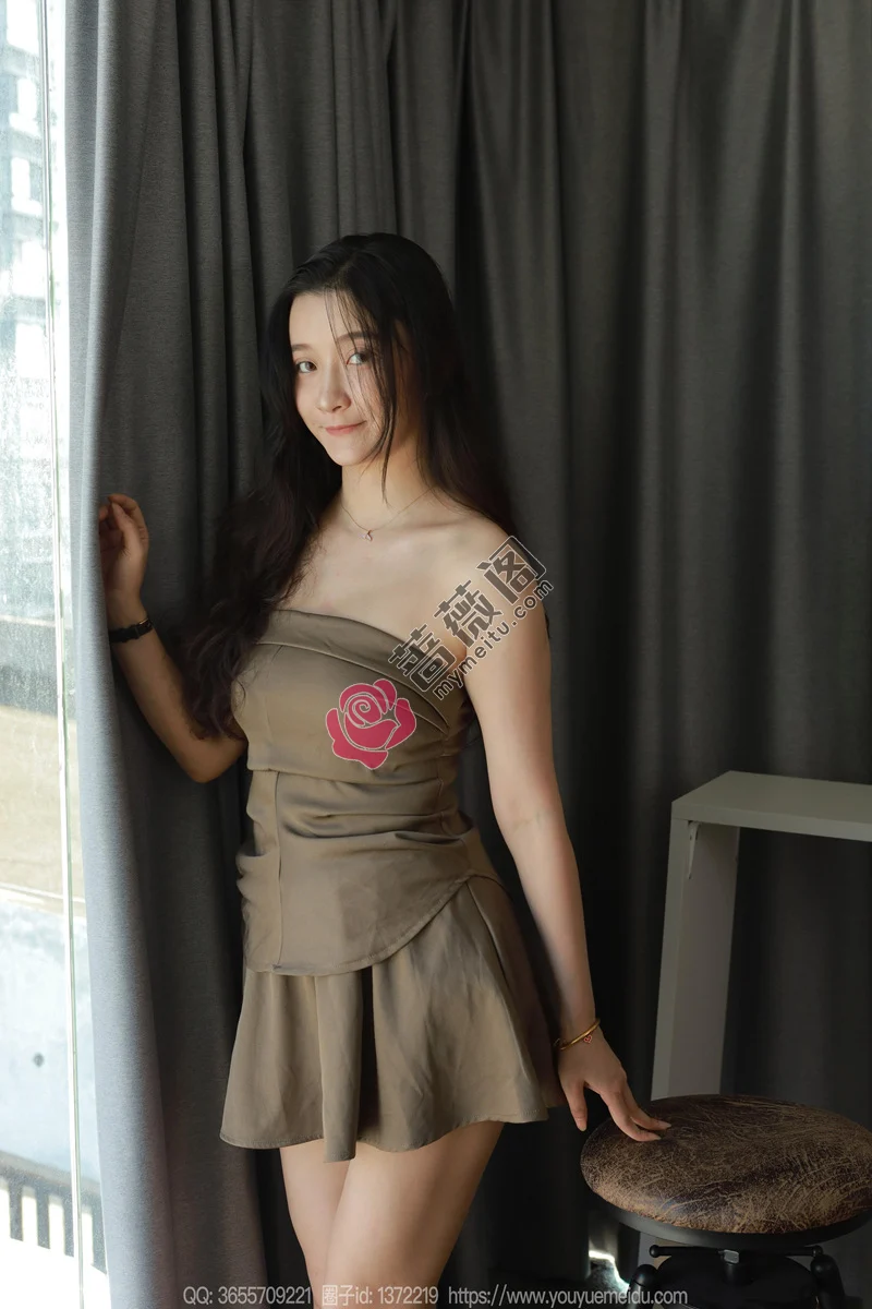 [IESS异思趣向] 2023.11.12 丝享家 1583 秋秋 最后的夏天 [86P-92MB]-蔷薇阁