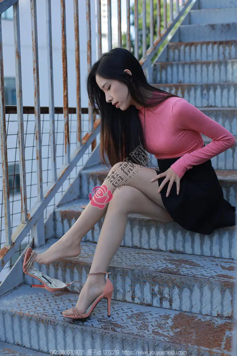 [IESS异思趣向] 2023.11.26 丝享家 1595 美子 粉色佳人 [86P-85MB] - 蔷薇阁-蔷薇阁