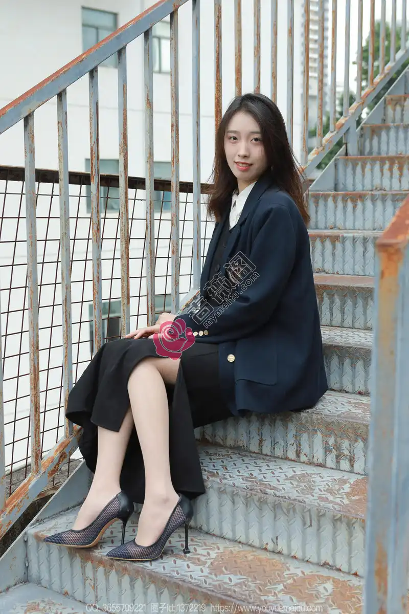 [IESS异思趣向] 2024.01.05 丝享家 1630 新人小九 新人报道啦 [73P-90MB] - 蔷薇阁-蔷薇阁