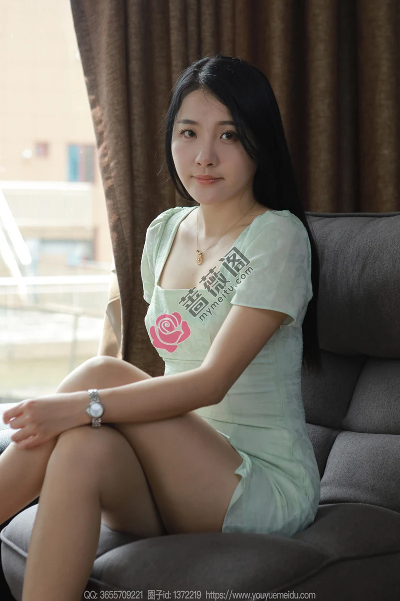 [IESS异思趣向] 2024.04.02 丝享家 1705 婉萍 美女如玉 [30P-26MB] - 蔷薇阁-蔷薇阁