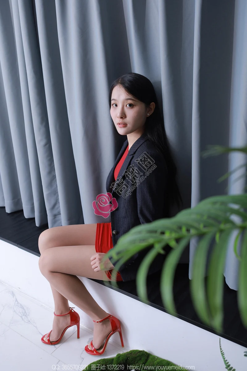 [IESS异思趣向] 2024.04.16 丝享家 1717 婉萍 绿野仙踪 [88P-79MB]-蔷薇阁