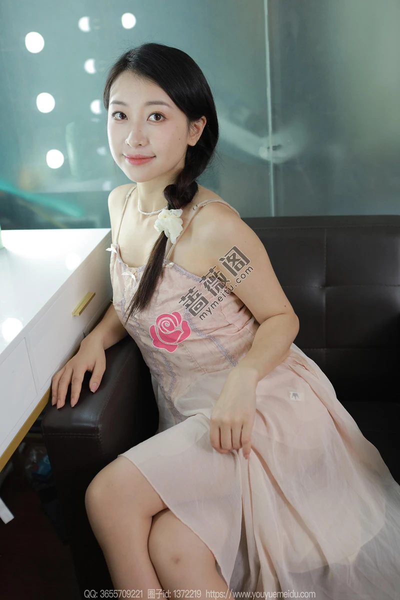 [IESS异思趣向] 2024.08.05 丝享家 1812 小婕 藕粉吊带裙 [88P-59MB] - 蔷薇阁-蔷薇阁