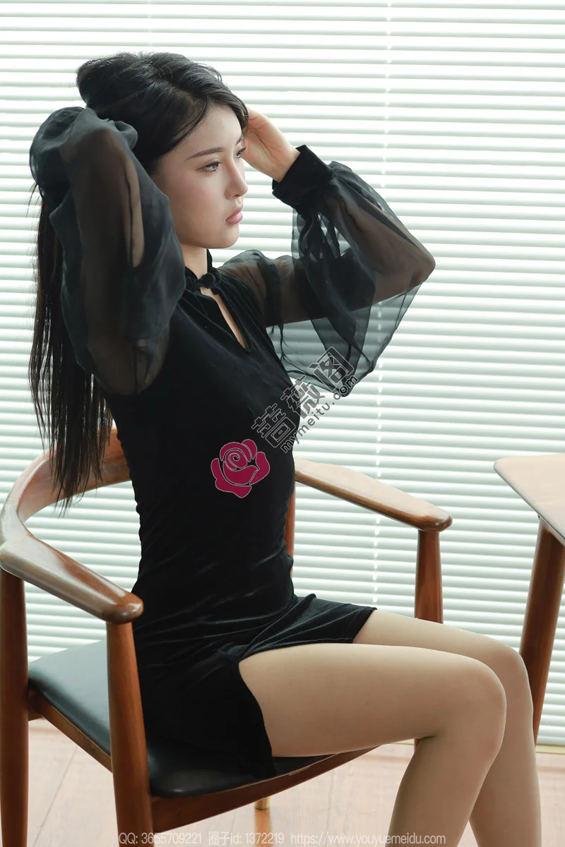 [IESS异思趣向] 2024.08.30 丝享家 1833 小宝 美丽足弓 [90P-71MB]-蔷薇阁