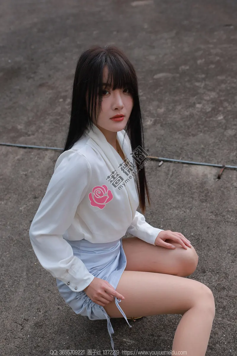 [IESS异思趣向] 2024.11.10 丝享家 1894 婉萍 蓝色短裙（下） [89P-108MB]-蔷薇阁