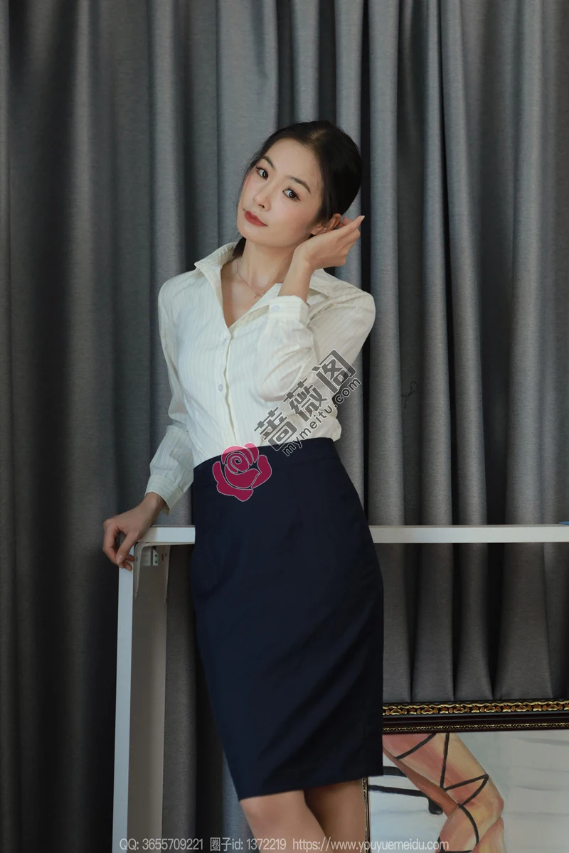 [IESS异思趣向] 2024.11.29 丝享家 1911 小金 温婉如玉 [88P-77MB]-蔷薇阁