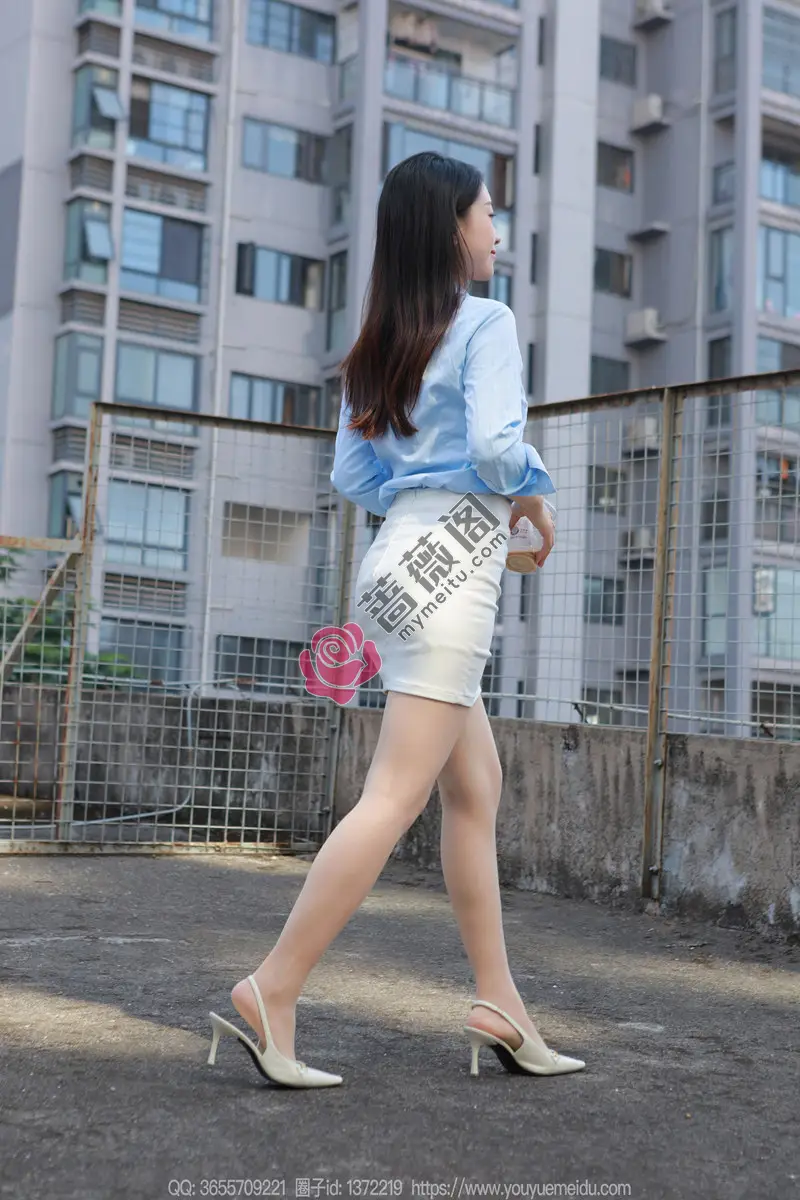 [IESS异思趣向] 2024.12.04 丝享家 1915 小婕 白色短裙（下） [85P-120MB] - 蔷薇阁-蔷薇阁