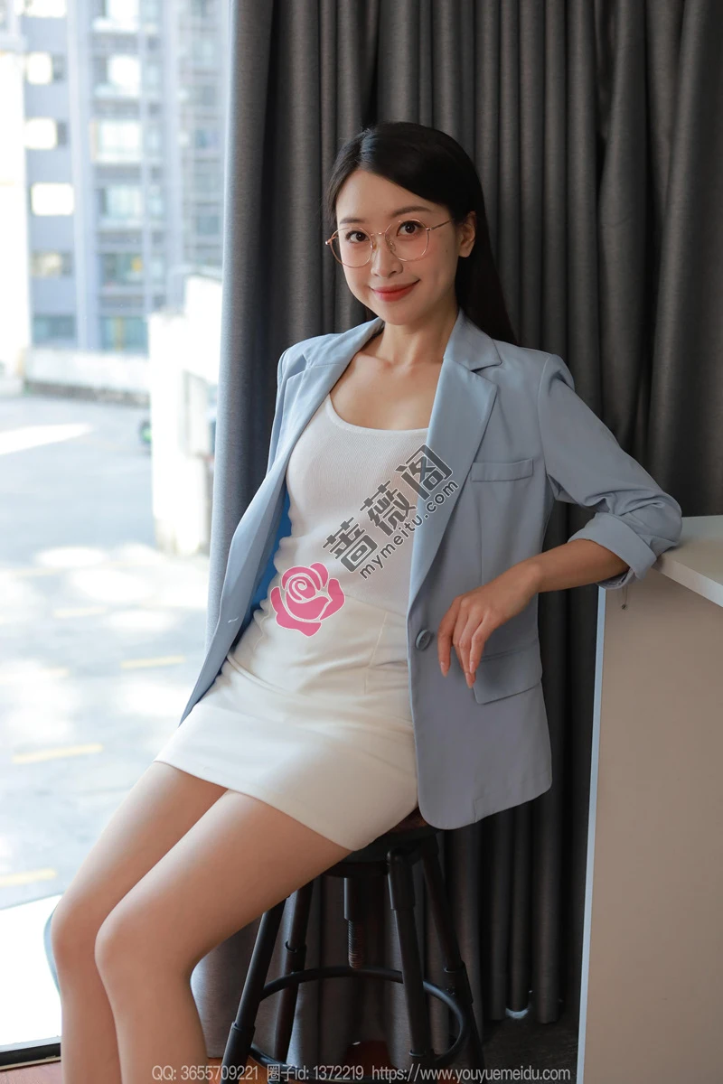 [IESS异思趣向] 2024.12.20 丝享家 1929 小婕 蓝色制服（上） [89P-75MB] - 蔷薇阁-蔷薇阁