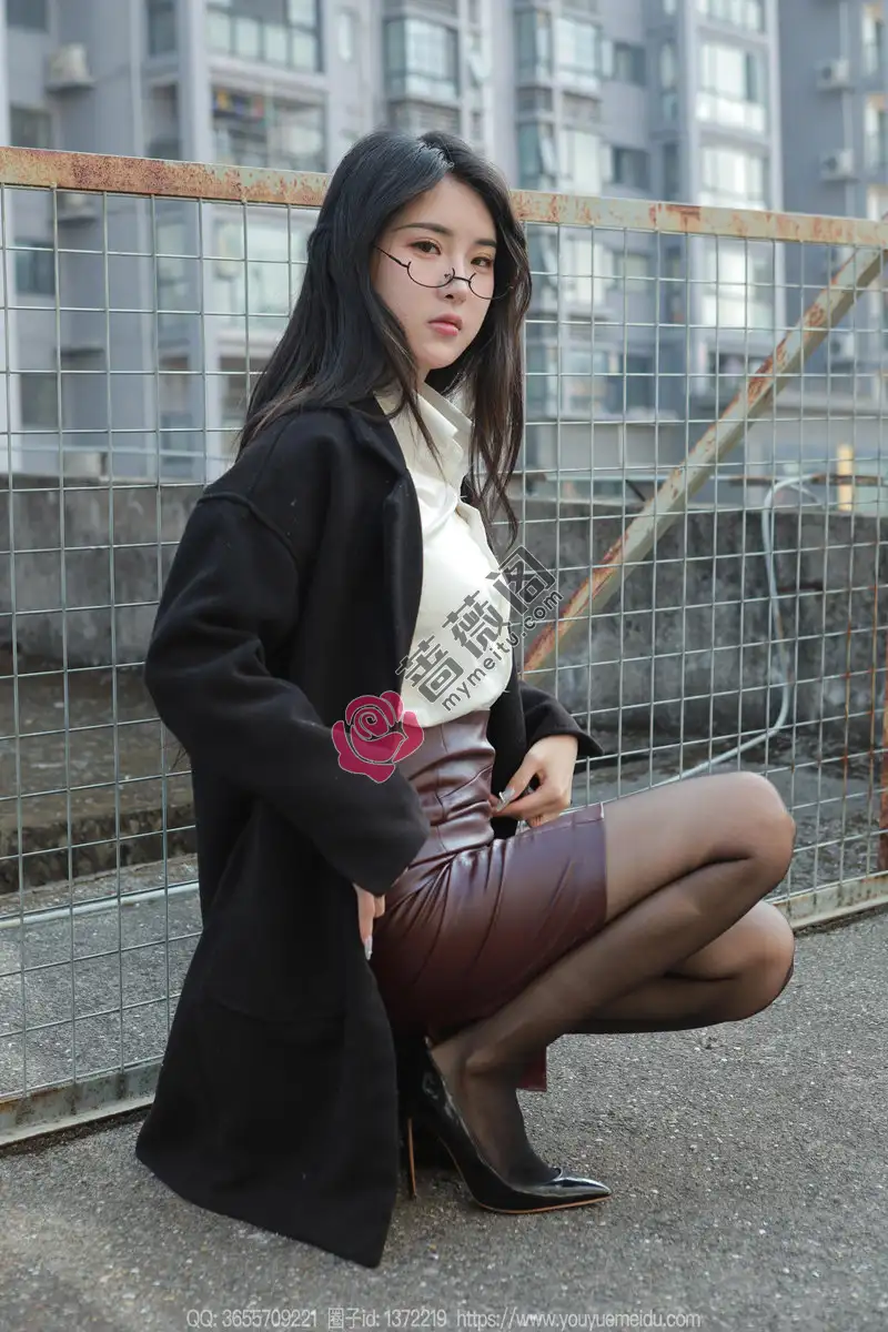 [IESS异思趣向] 2024.12.22 丝享家 1930 小宝 眼镜美女 [91P-122MB] - 蔷薇阁-蔷薇阁