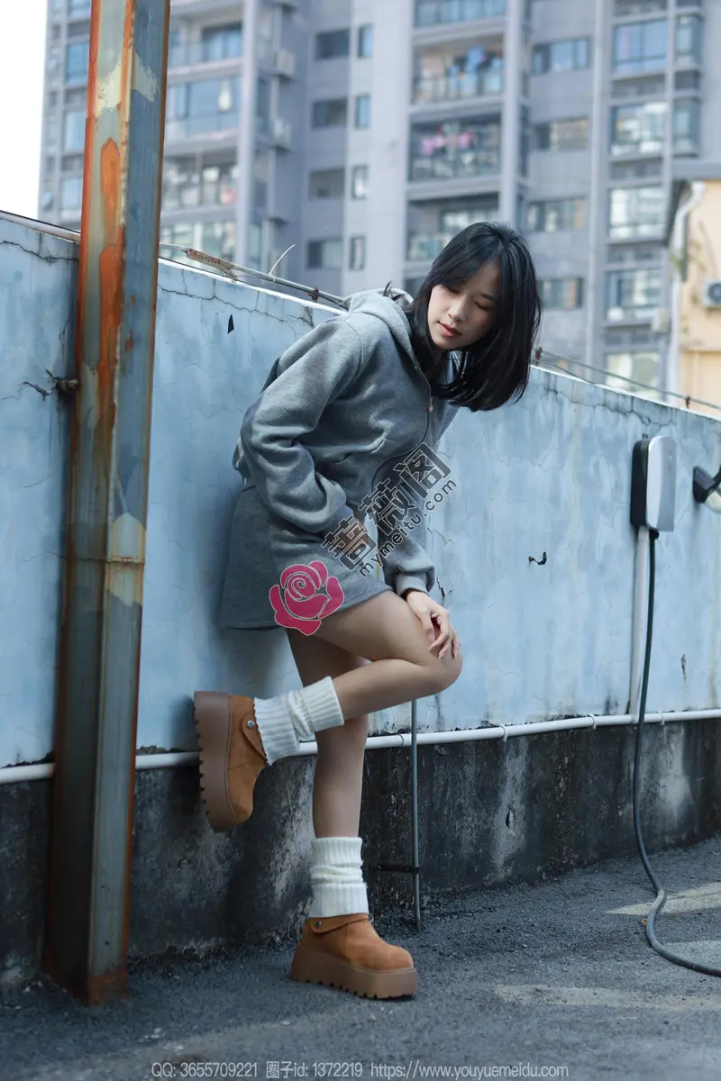 [IESS异思趣向] 2025.01.14 丝享家 1950 美子 堆堆袜（上） [87P-108MB] - 蔷薇阁-蔷薇阁