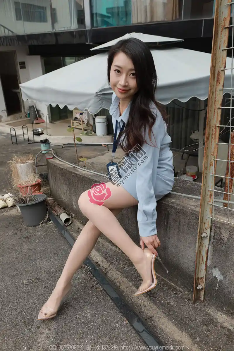 [IESS异思趣向] 2025.01.20 丝享家 1955 小婕 停车场（下） [90P-147MB] - 蔷薇阁-蔷薇阁