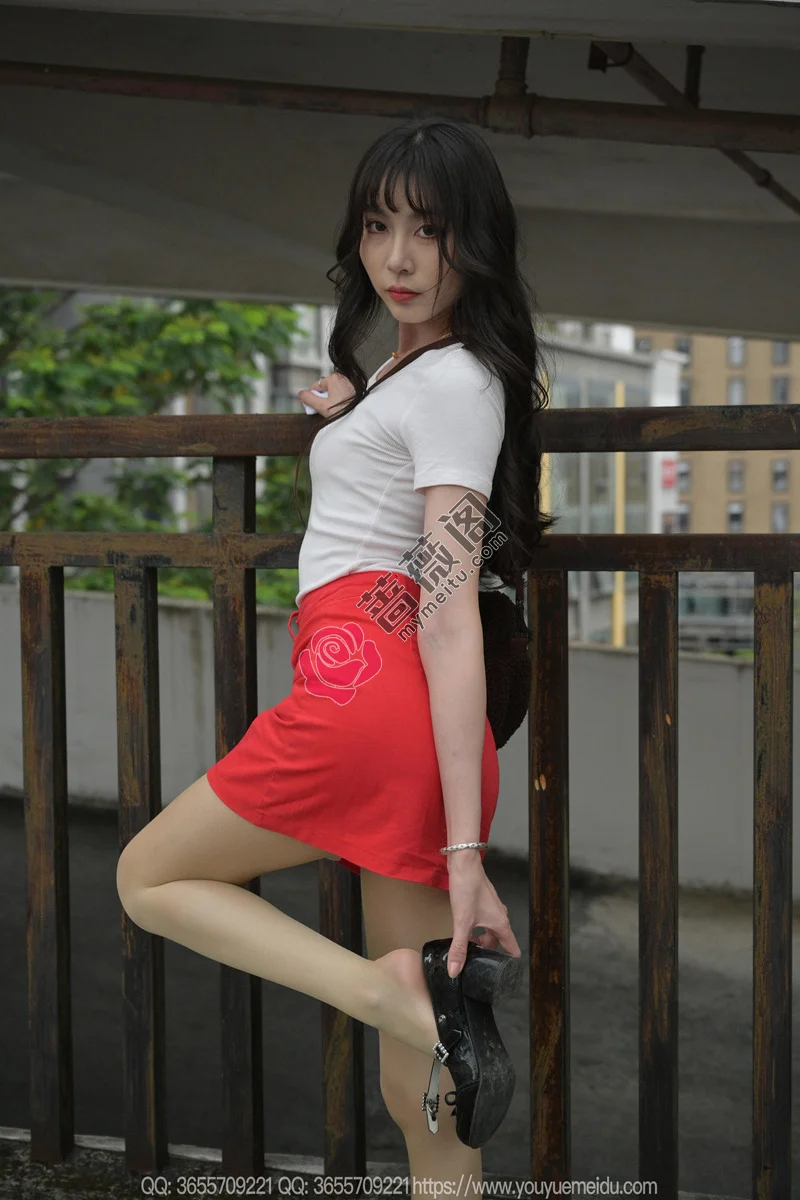 [IESS异思趣向] 2025.05.19 丝享家 2057 团团 红裙子（下） [83P-141MB]-蔷薇阁