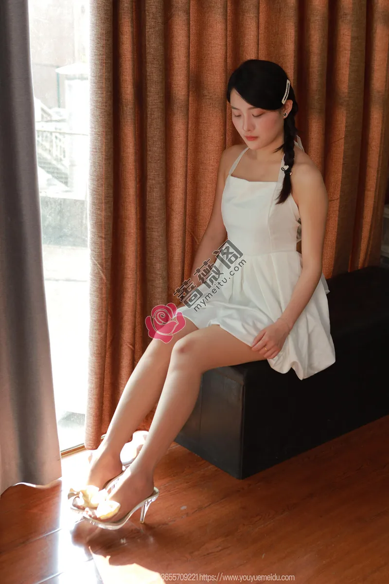 [IESS异思趣向] 2025.05.28 丝享家 2065 婉萍 白色梦露 [90P-73MB]-蔷薇阁