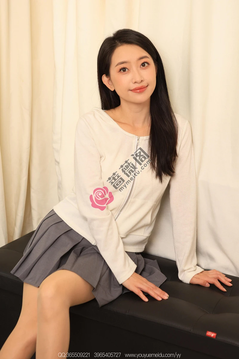 [IESS异思趣向] 2025.12.24 丝享家 2246 小婕 俏皮短裙 [87P-75MB]-蔷薇阁