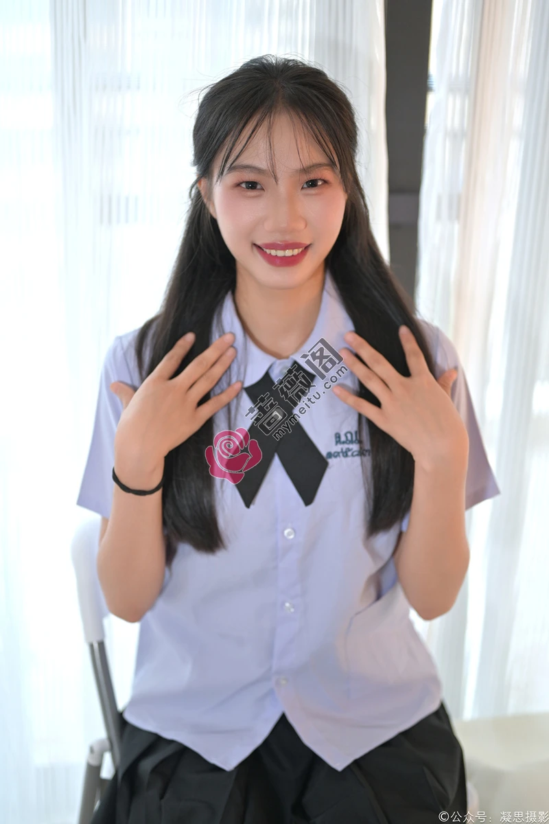 凝思摄影 NO.012 德美-泰国制服、短白袜、运动鞋 [160P+1V-3.73GB]-蔷薇阁