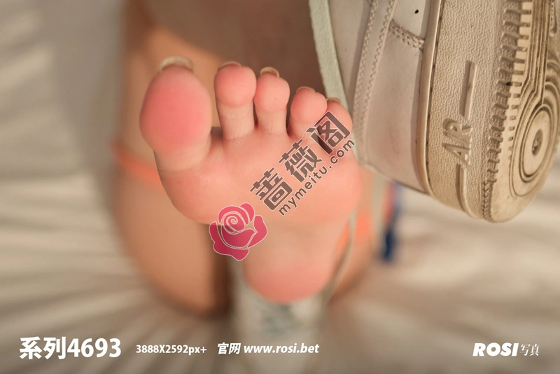 [ROSI写真] 2024.10.10 NO.4693 [56+1P-92MB]-蔷薇阁