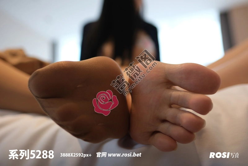 [ROSI写真] 2026.05.28 NO.5288 [106+1P-225MB] - 蔷薇阁-蔷薇阁